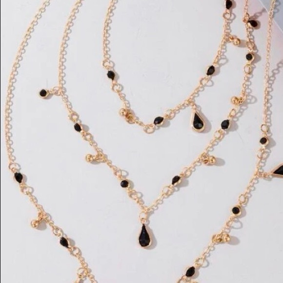 Water Drop 3 Layer Necklace (black/gold) - Picture 6 of 9